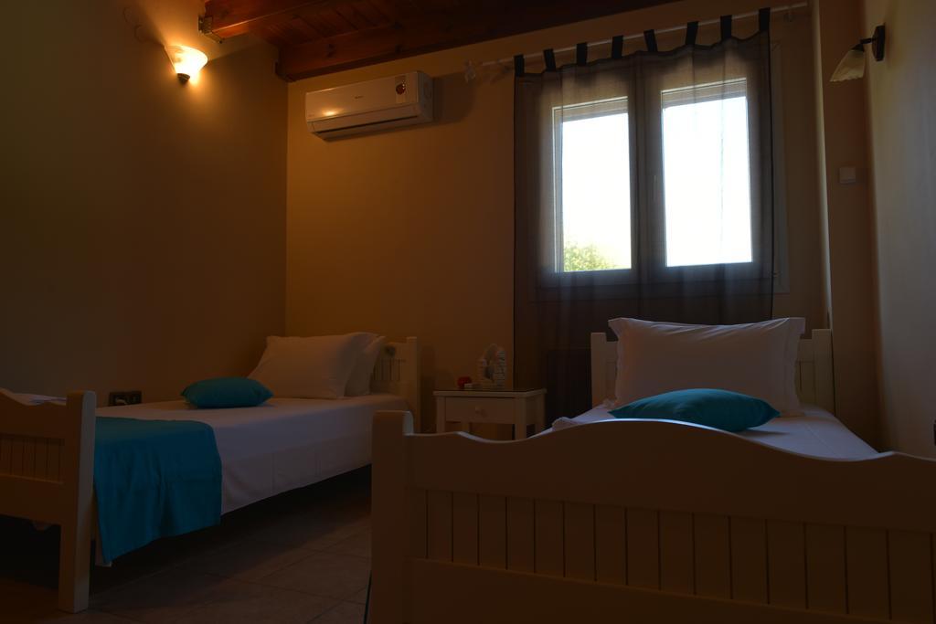 Paxos Santa Marina Villas Gaios Eksteriør bilde