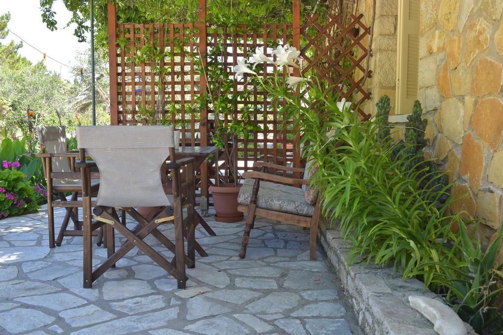 Paxos Santa Marina Villas Gaios Eksteriør bilde