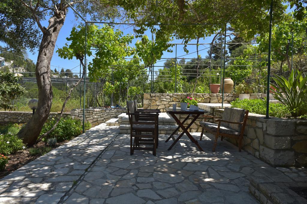 Paxos Santa Marina Villas Gaios Eksteriør bilde