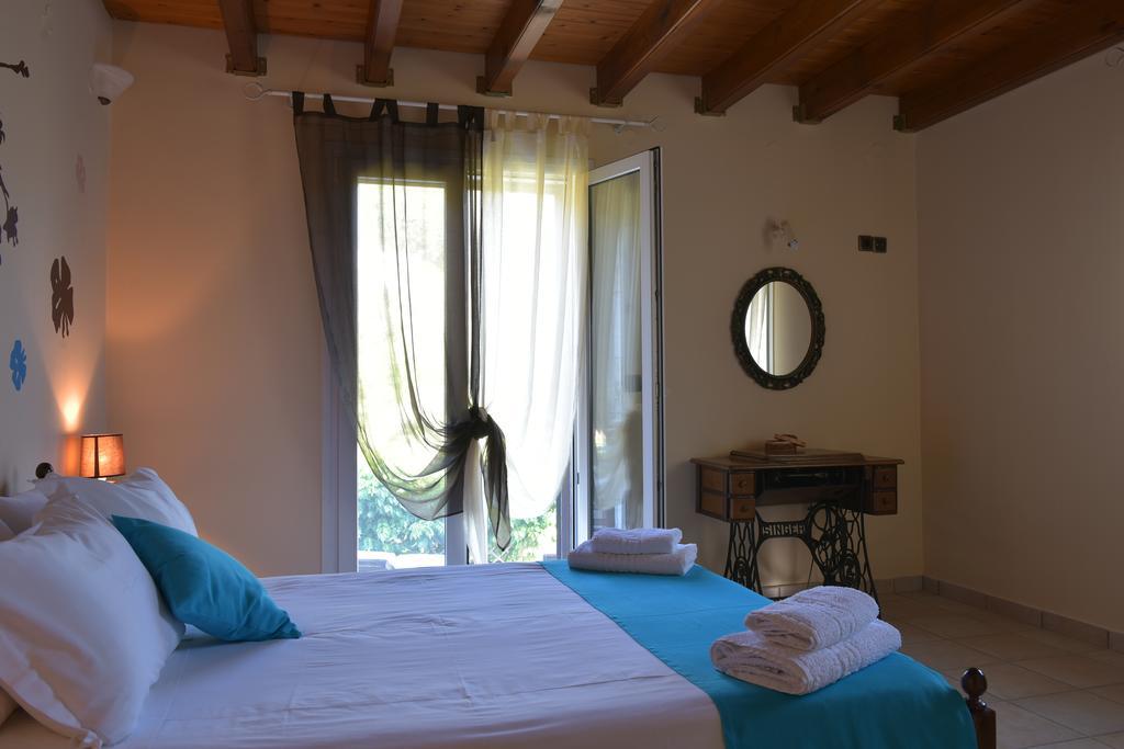 Paxos Santa Marina Villas Gaios Eksteriør bilde
